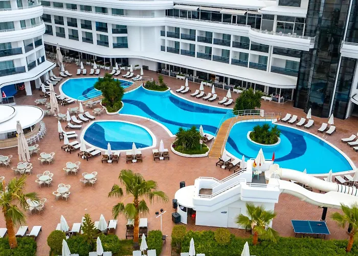 Laguna Beach Alya Resort & Spa