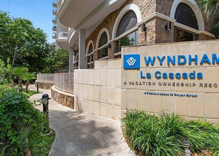 Club Wyndham La Cascada Hotel San Antonio