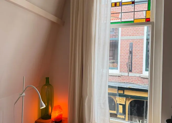 At Loum Bed and Breakfast Alkmaar