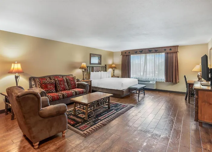 Best Western Plus Kelly Inn & Suites