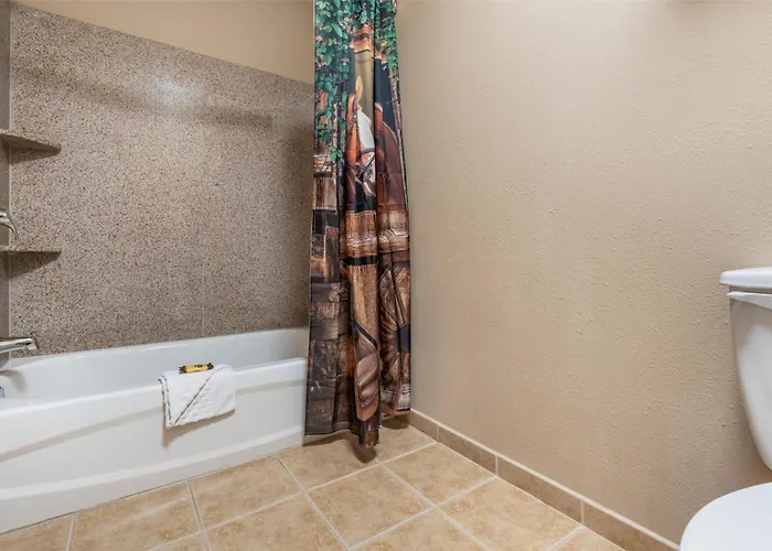 Best Western Plus Kelly Inn & Suites