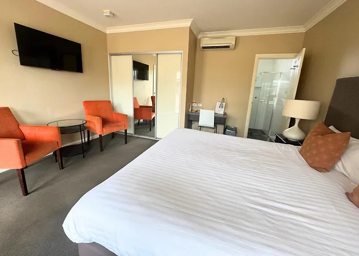 Sundowner Motel Hotel