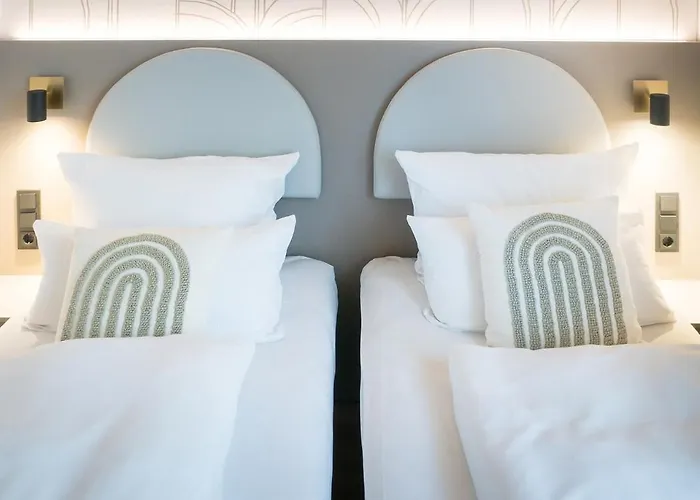 Guestified Liyana Hotel