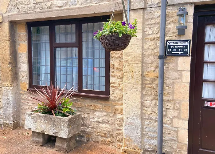 Stow Lodge Hotel