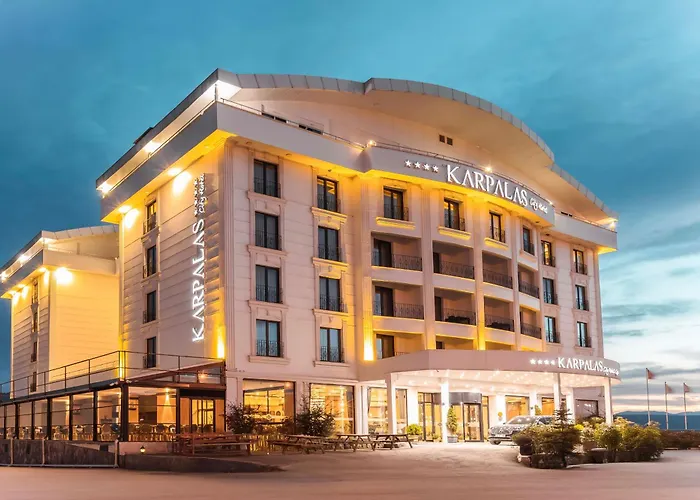 Karpalas City Hotel & Spa