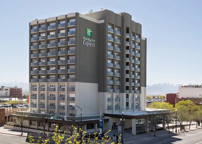 Holiday Inn Express & Suites Memphis Arpt Elvis Presley Blv By Ihg