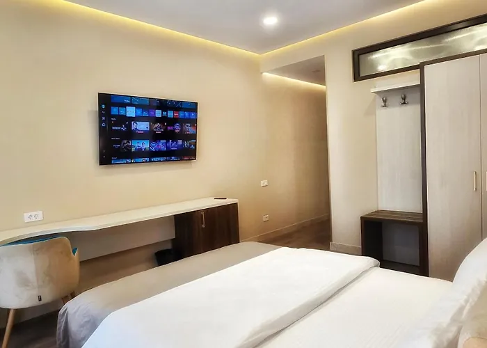 Monopoly Hotel