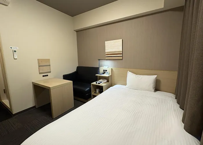 Hotel Route-Inn Utsunomiya Yuinomori -Lightline Yuinomori Nishi Ekimae-