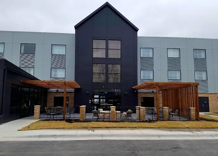 Country Inn & Suites By Radisson, Lawrence, Ks