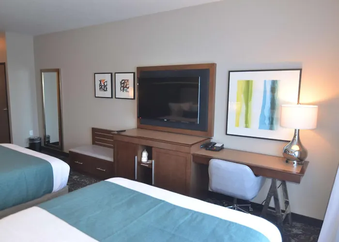 Best Western Premier Des Moines-Ankeny Hotel