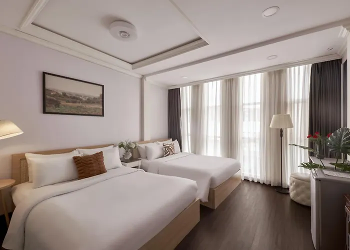 Quy Hung Hotel - Ben Thanh Market