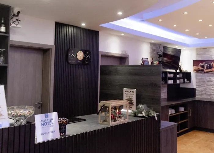 Ayhan Hotel