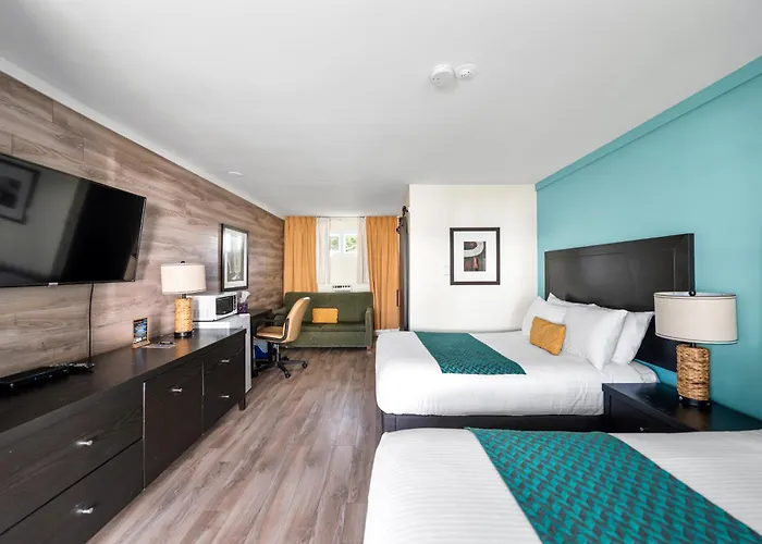 Shores Inn & Hotel