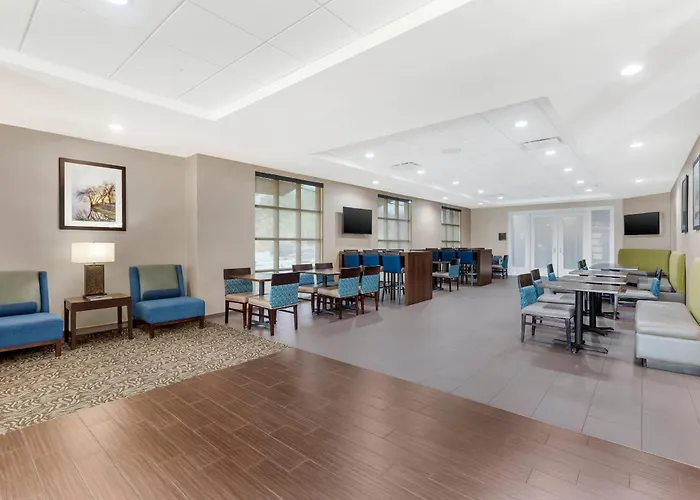 Comfort Inn & Suites Florence Center Area