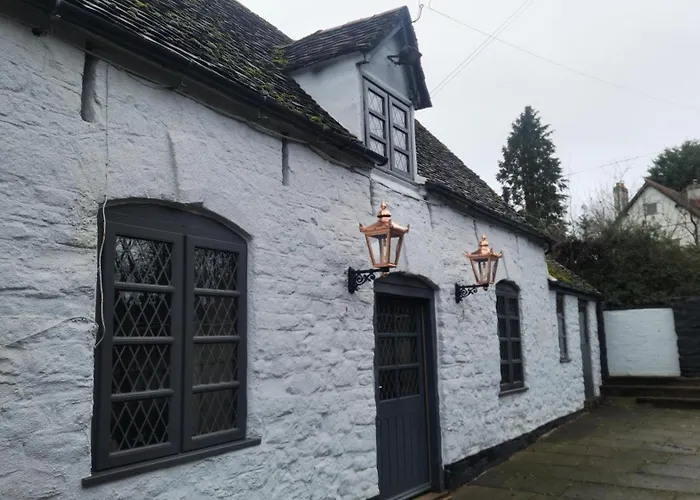 The Punch Bowl Inn