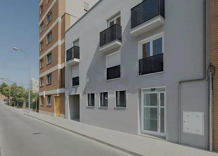 Ayz Villegas - Auto Check-In Property