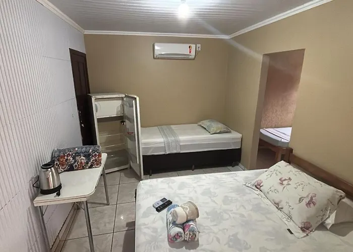 Recanto Pousada Ju&Ju Com Piscina Compartilhada Pontal do Paraná