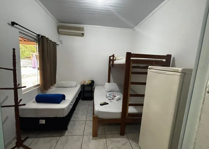 Recanto Pousada Ju&Ju Com Piscina Compartilhada Pontal do Paraná