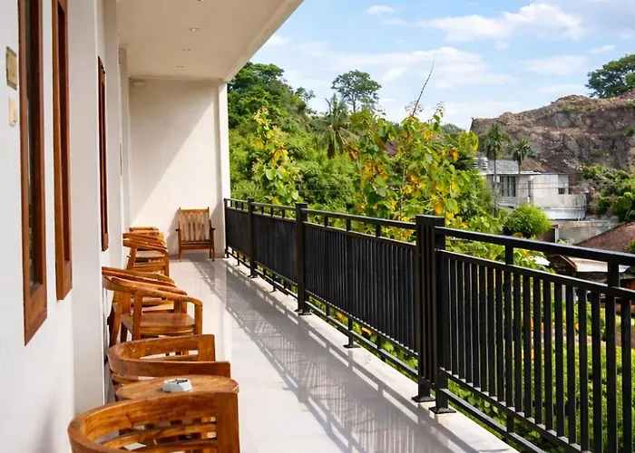 Grand Kuta Hotel Lombok - Pool - 43 Inch Google Tv - Strong 60Mbps Wifi - New Enhanced Management