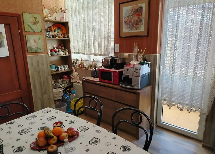 Семеен Хотел Старият Град