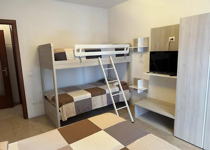 Antica Campione Rooms & Hostel