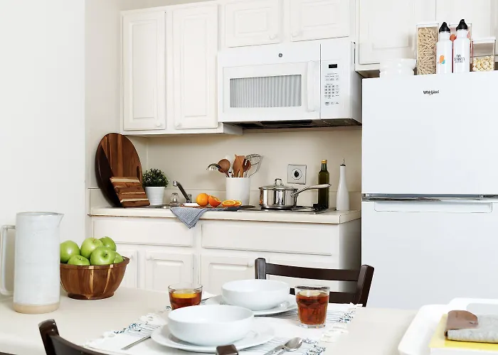 Intown Suites Extended Stay Oklahoma Ok - Edmond