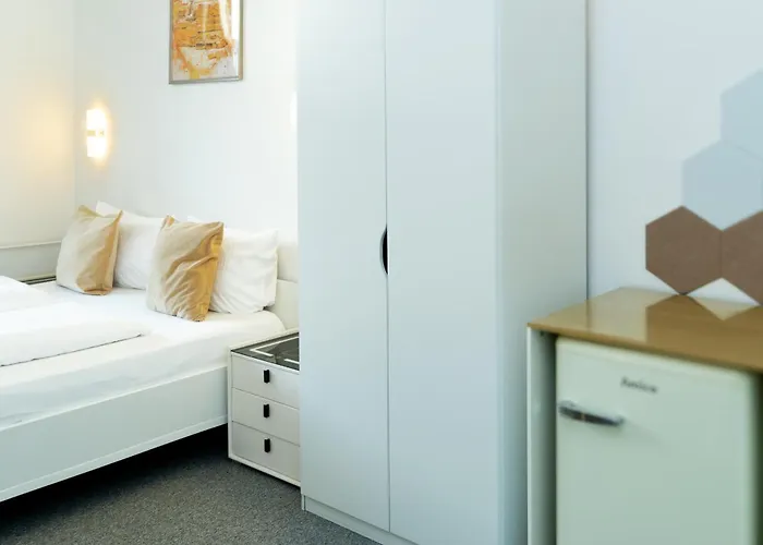 Best Boarding House - Self Check-in - Kostenfreie Parkplätze