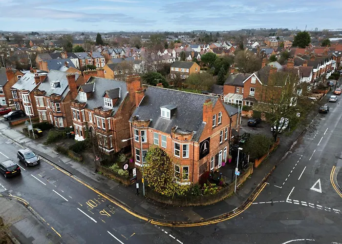The Linden Leaf Rooms With Free Car Parking