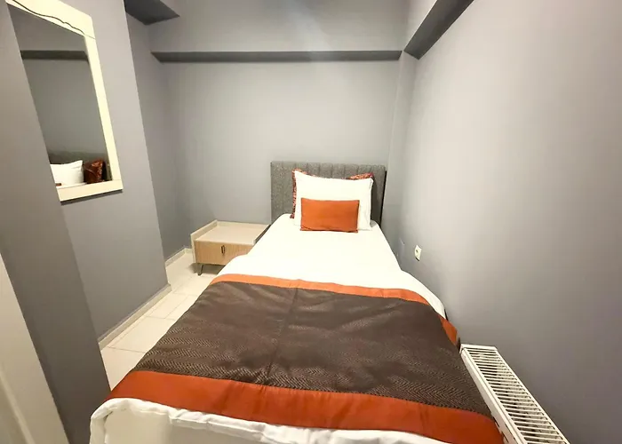 Class Suit Residence