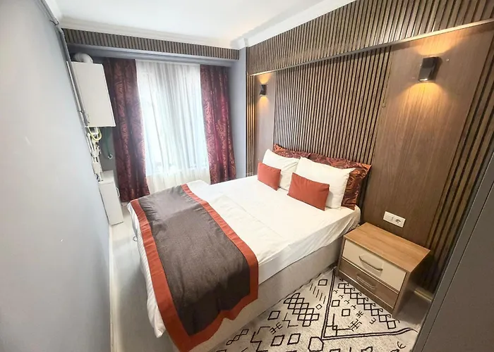 Class Suit Residence