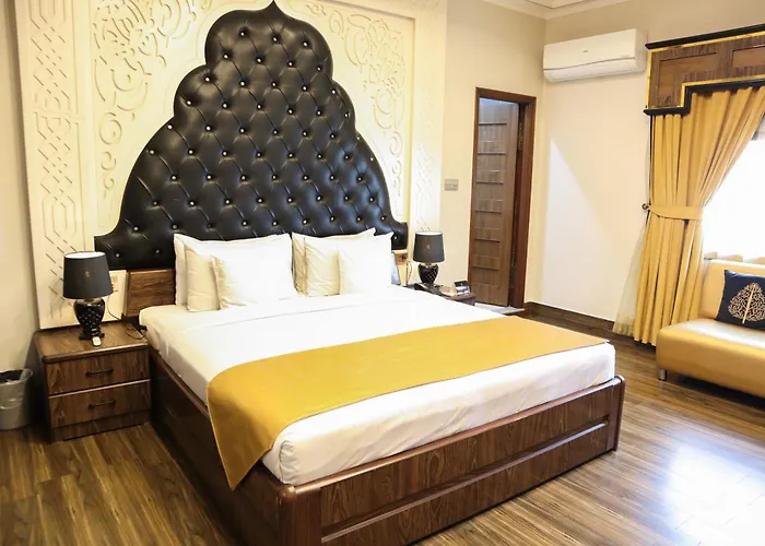 Mughal Mahal Hotel