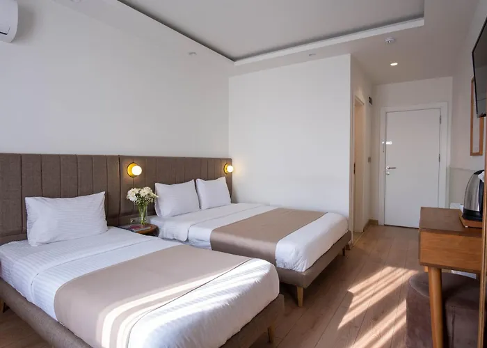 Meshk Airport Hotel