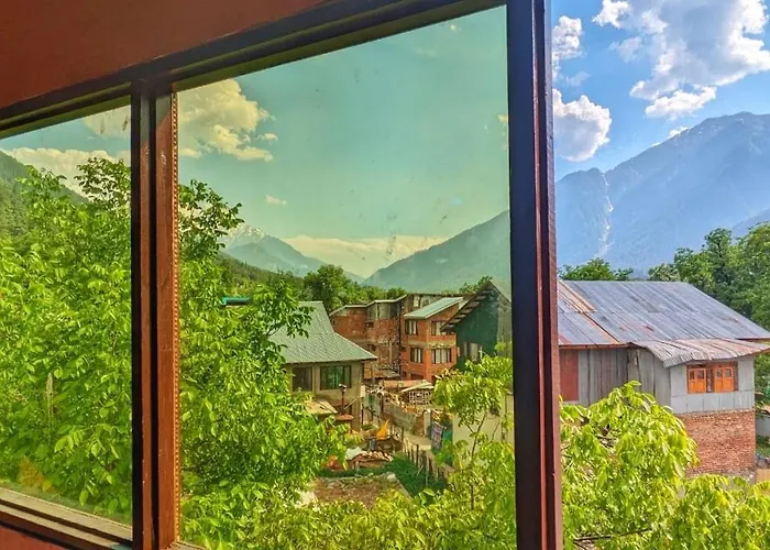 Tip Top Pahalgam