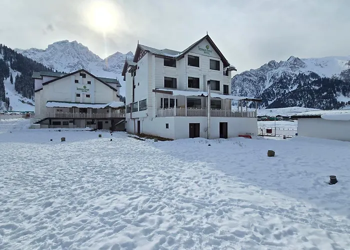 Lemon Tree Hotel, Sonmarg By The Riverside