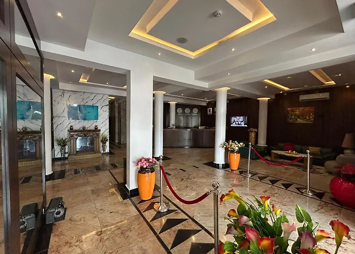 Vinpy Hotels