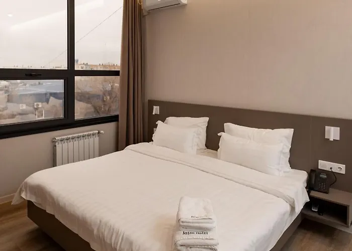 Aston Hotel