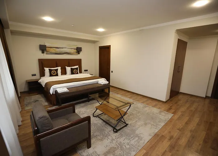Ziyorat Luxury Hotel