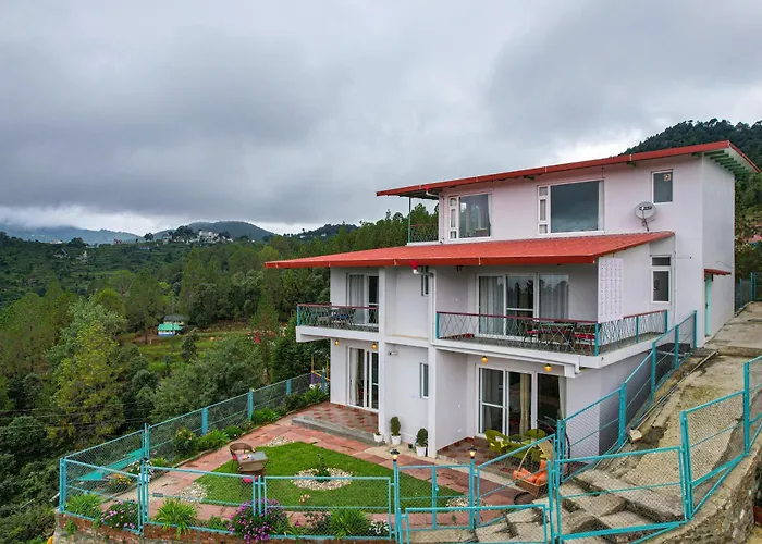 Adrushya Estates Luxury Suites, Mukteshwar