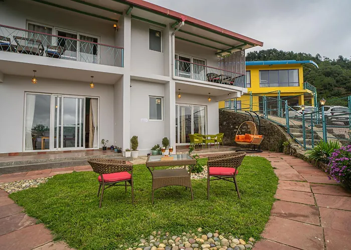 Adrushya Estates Luxury Suites, Mukteshwar