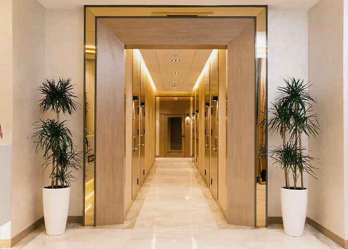 Grand Castle Hotel