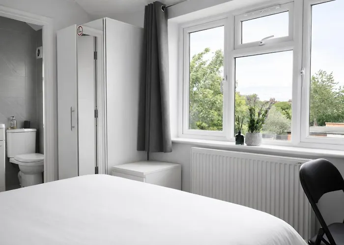 Walton Suites