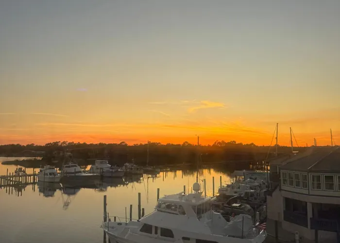 The Moorings Hotel And Marina Of Carrabelle