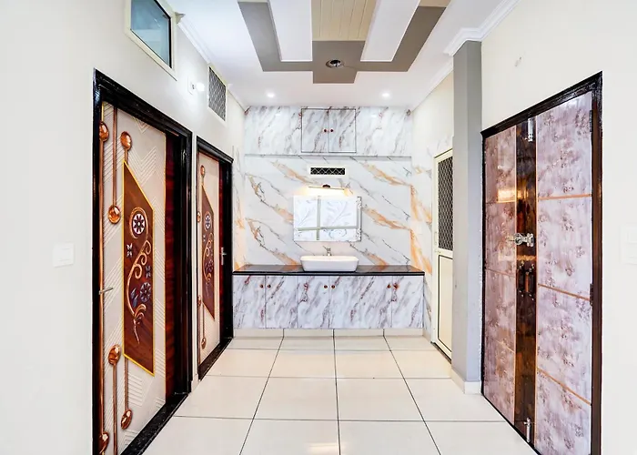 Spot On Hotel Luxury