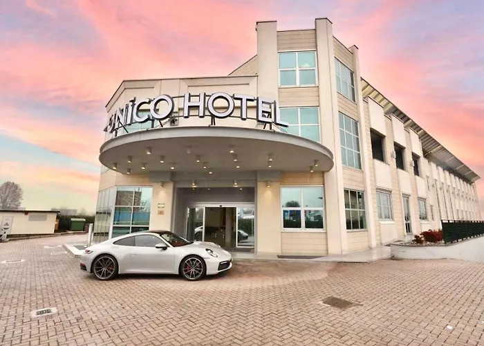 Unico Hotel