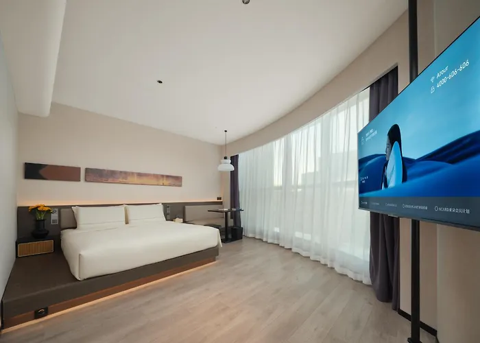Atour Hotel Dalian Zhongshan Plaza Lu Xun Road