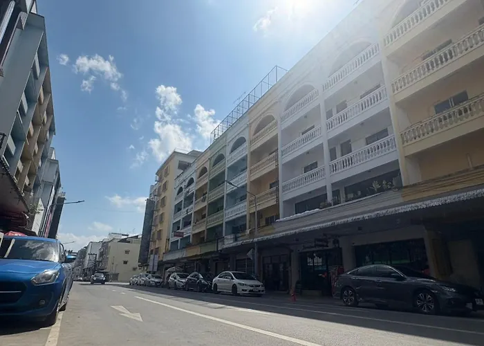 Hometown Stays Hatyai