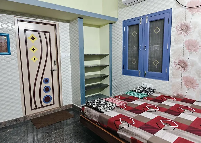 Saibala Homestay & Saibala Lodge - 2Bhk And 3 Bhk Near Cmc , Temple , Naruvi , Vit & Railway Station