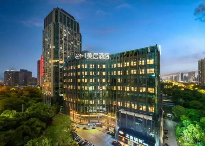 Mercure Nantong Railway Station