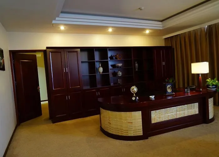 Zhangye Tianyu International Hotel