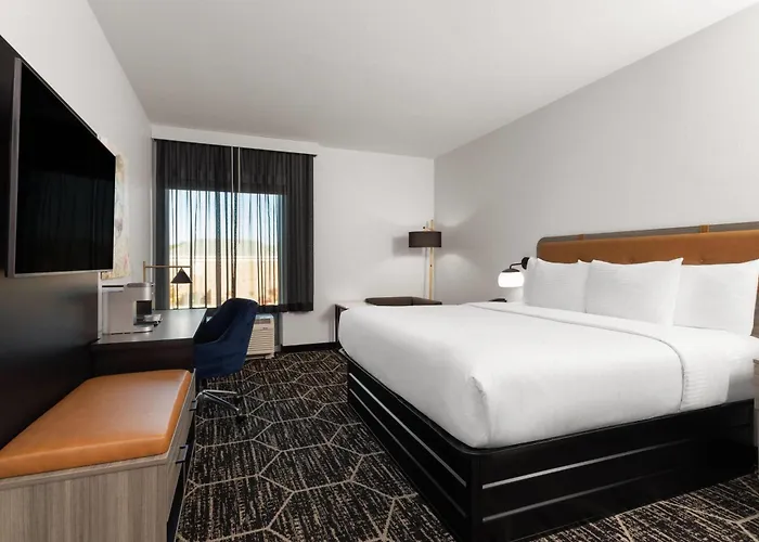 La Quinta Inn & Suites By Wyndham Olive Branch
